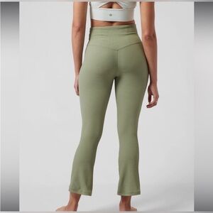 Athleta Elation Rib Cropped Flare Leggings Excellent